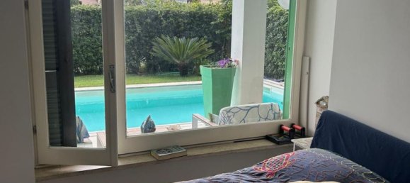 Дом с 5 спальнями в Ладисполи, Италия № 335063 3