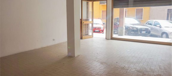 Propriété commerciale à Cislago, Italy 50m² No. 336408 5