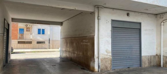 مرآب في Corato, Italy 27متر مربع رقم 340738 2