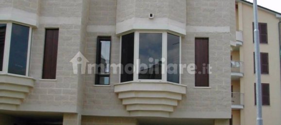 Villa de 2 dormitorios en Cremona, Italy No. 228334 3