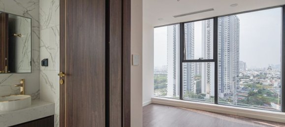 2 rooms Office in District 7, Vietnam No. 16523 11