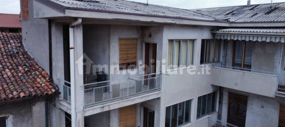 5 bedrooms House in Cologno al Serio, Italy No. 299092 11