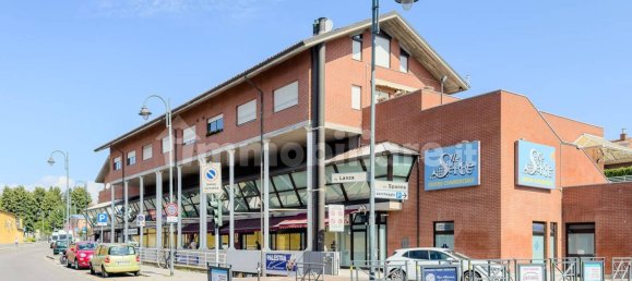 5غرفة عقار تجاري في Grugliasco, Italy رقم 274830 19