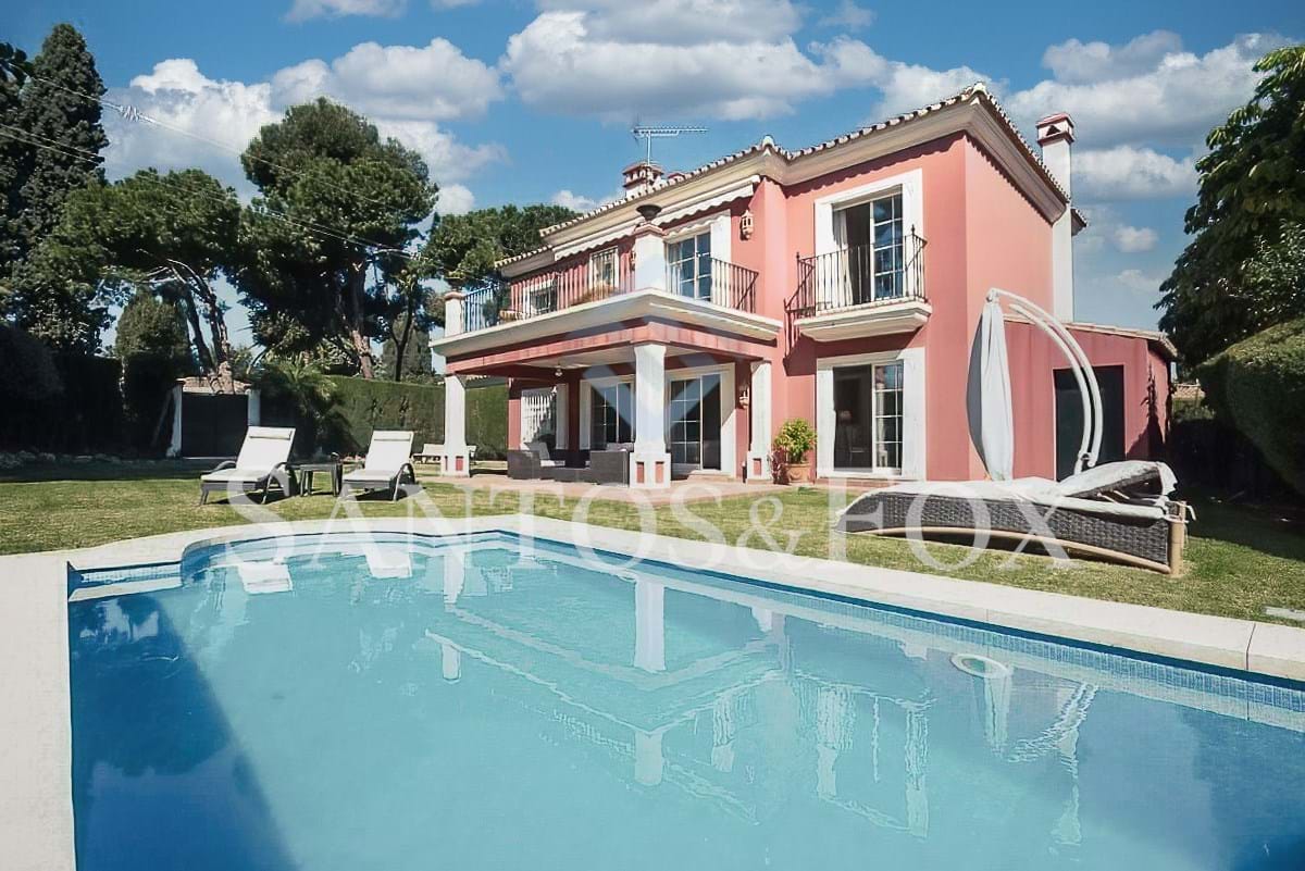 4 Schlafzimmer Villa in Marbella, Spain, Nr. 69348