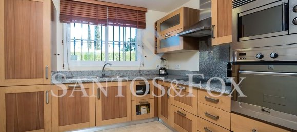 4 Schlafzimmer Villa in Marbella, Spain, Nr. 69348 6