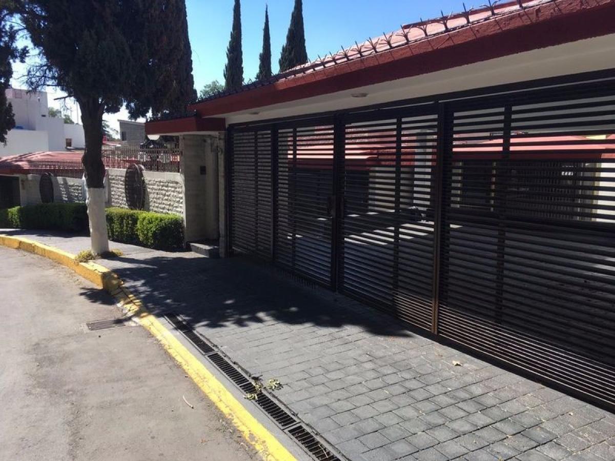 5 bedrooms House in Mexico No. 226661