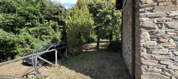 Земельный участок с 1 спальней в Капаннори, Италия № 70592 8