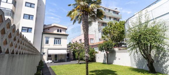 7 bedrooms House in Porto, Portugal No. 154053 2