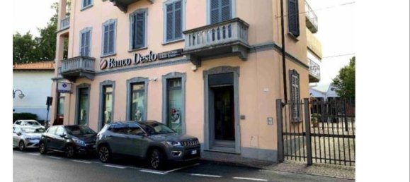 Oficina en Cadorago, Italy 160 m² No. 126416 2