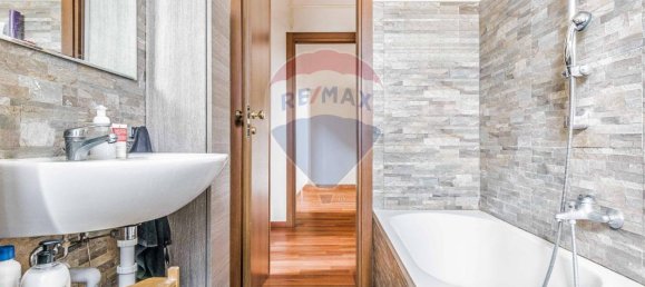 Apartamento de 3 habitaciónes en Busto Arsizio, Italy No. 126335 5