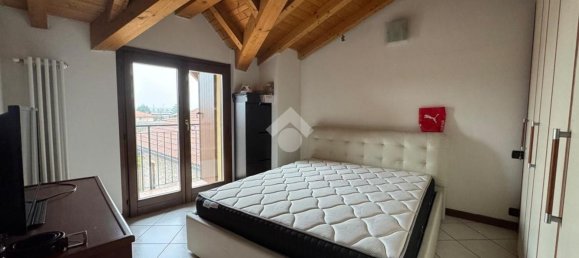 2 rooms Apartment in Madone, Italy No. 60064 5