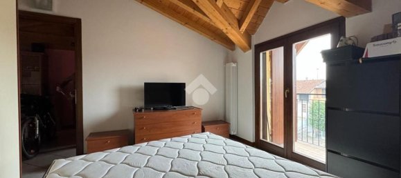 2 rooms Apartment in Madone, Italy No. 60064 9
