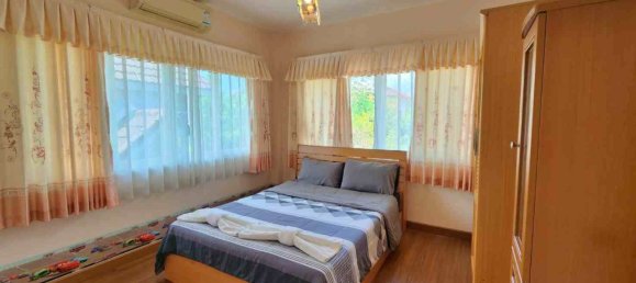 4 bedrooms House for sale in Pattaya, Chonburi, Eastern Thailand, Thailand № 60062 16
