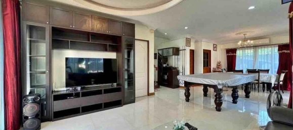 4 bedrooms House for sale in Pattaya, Chonburi, Eastern Thailand, Thailand № 60062 12