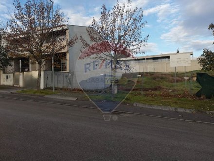 172m² Land in Braga, Portugal No. 33311