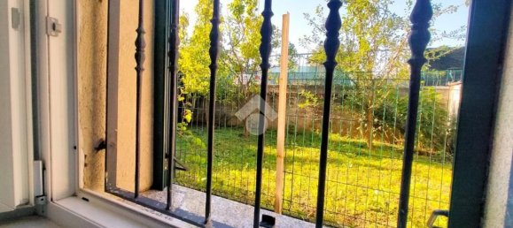 3-salle Appartement à Como, Italy No. 134322 17