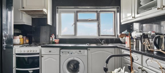 2 bedrooms Apartment in London, United Kingdom No. 7726 4