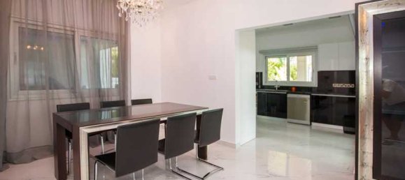 4 Schlafzimmer Gewerbliche Immobilie in Agios Tychonas, Cyprus, Nr. 18612 6