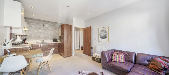 Квартира с 1 спальней в Лондон, Великобритания № 7764 4