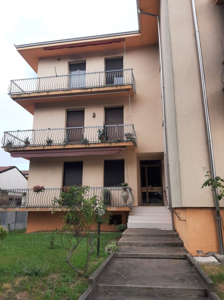 3 chambres Appartement à Poggio Rusco, Italy No. 363436