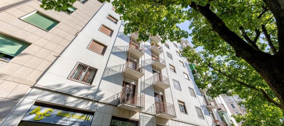 3 bedrooms Apartment in Milan, Italy No. 336954 43