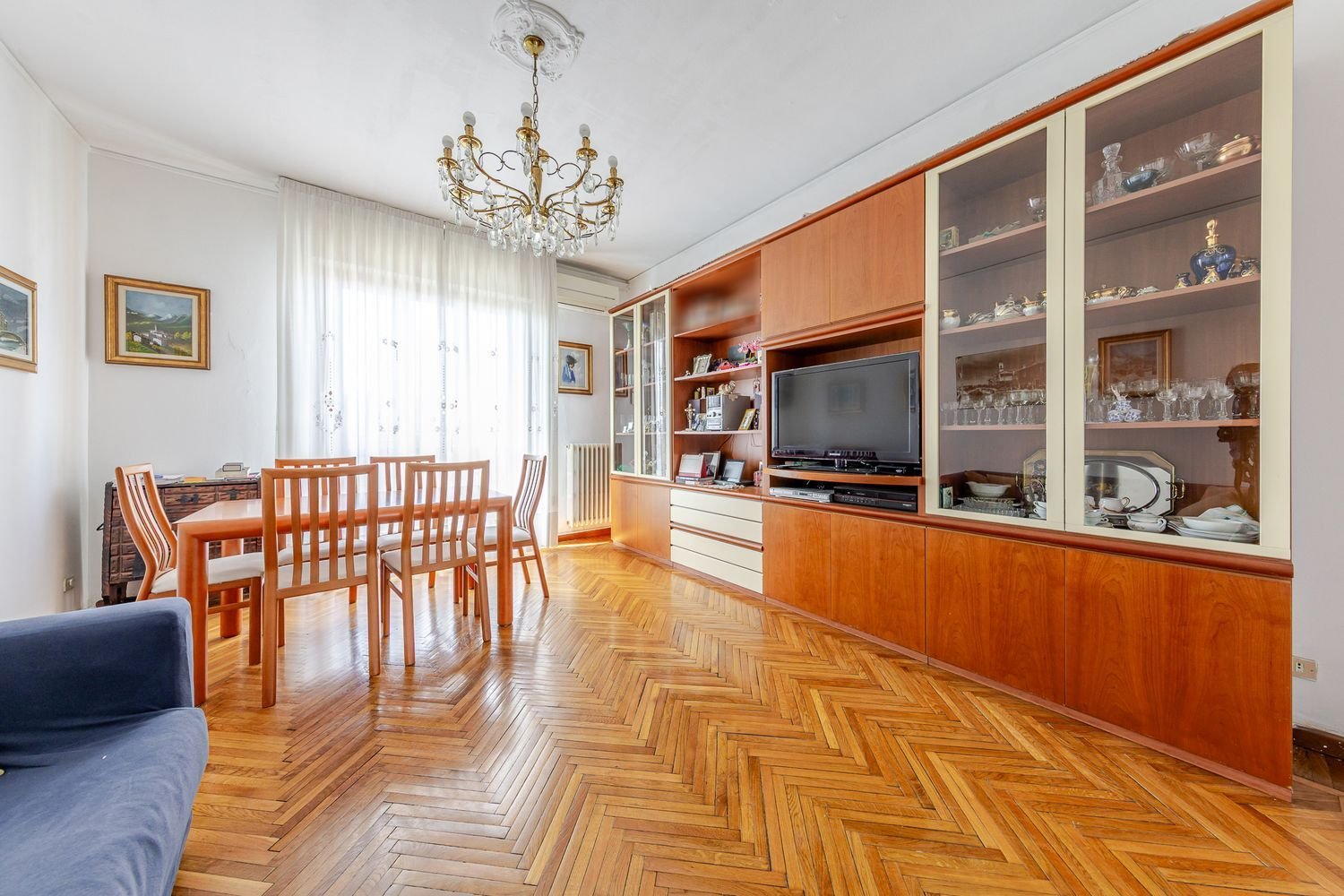 3 bedrooms Apartment in Milan, Italy No. 336954
