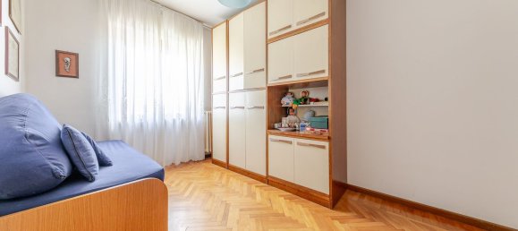 3 bedrooms Apartment in Milan, Italy No. 336954 25