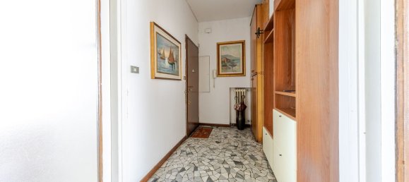 3 bedrooms Apartment in Milan, Italy No. 336954 16