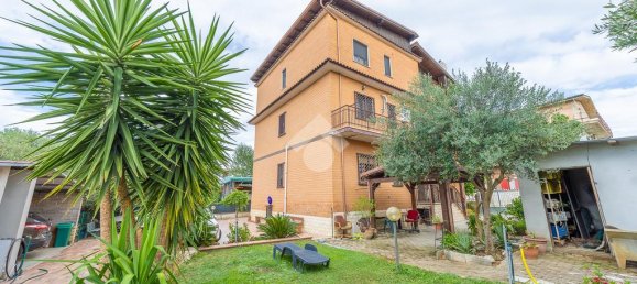Apartamento de 3 dormitorios en Rome, Italy No. 291900 33