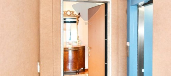 2 Schlafzimmer Wohnung in Busto Arsizio, Italy, Nr. 308678 4