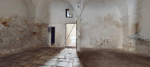 4 rooms House in Francavilla Fontana, Italy No. 22157 31