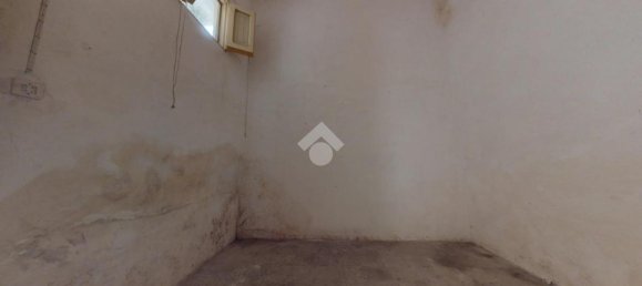 4 rooms House in Francavilla Fontana, Italy No. 22157 12