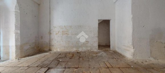 4 rooms House in Francavilla Fontana, Italy No. 22157 22