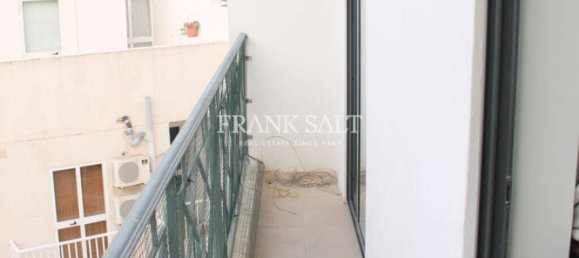 3 bedrooms Apartment in Sliema, Malta No. 8896 2