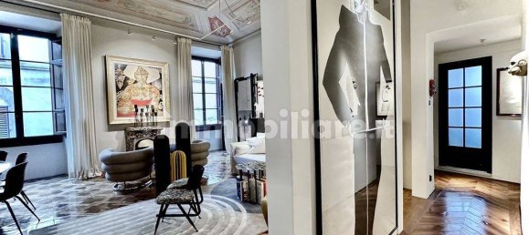 1 bedroom Apartment in Florence, Italy No. 124823 2