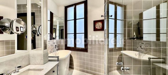 1 bedroom Apartment in Florence, Italy No. 124823 18