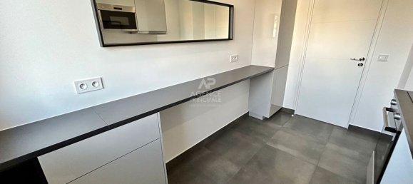 2 bedrooms Apartment in Poissy, France No. 165065 19