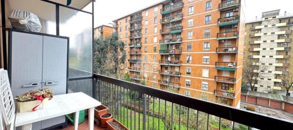 Apartamento de 2 habitaciónes en Corsico, Italy No. 38667 20