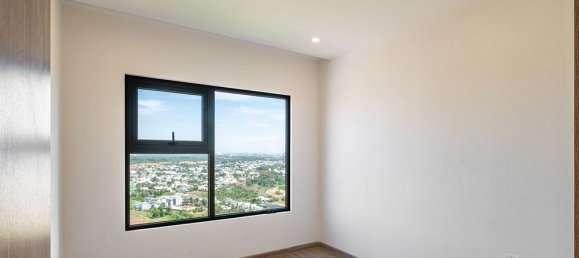 Apartamento de 3 dormitorios en Thu Duc, Vietnam No. 16280 4