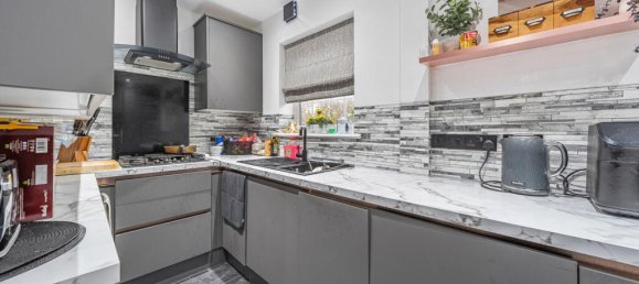 2 Schlafzimmer Gewerbliche Immobilie in London, United Kingdom, Nr. 7678 3