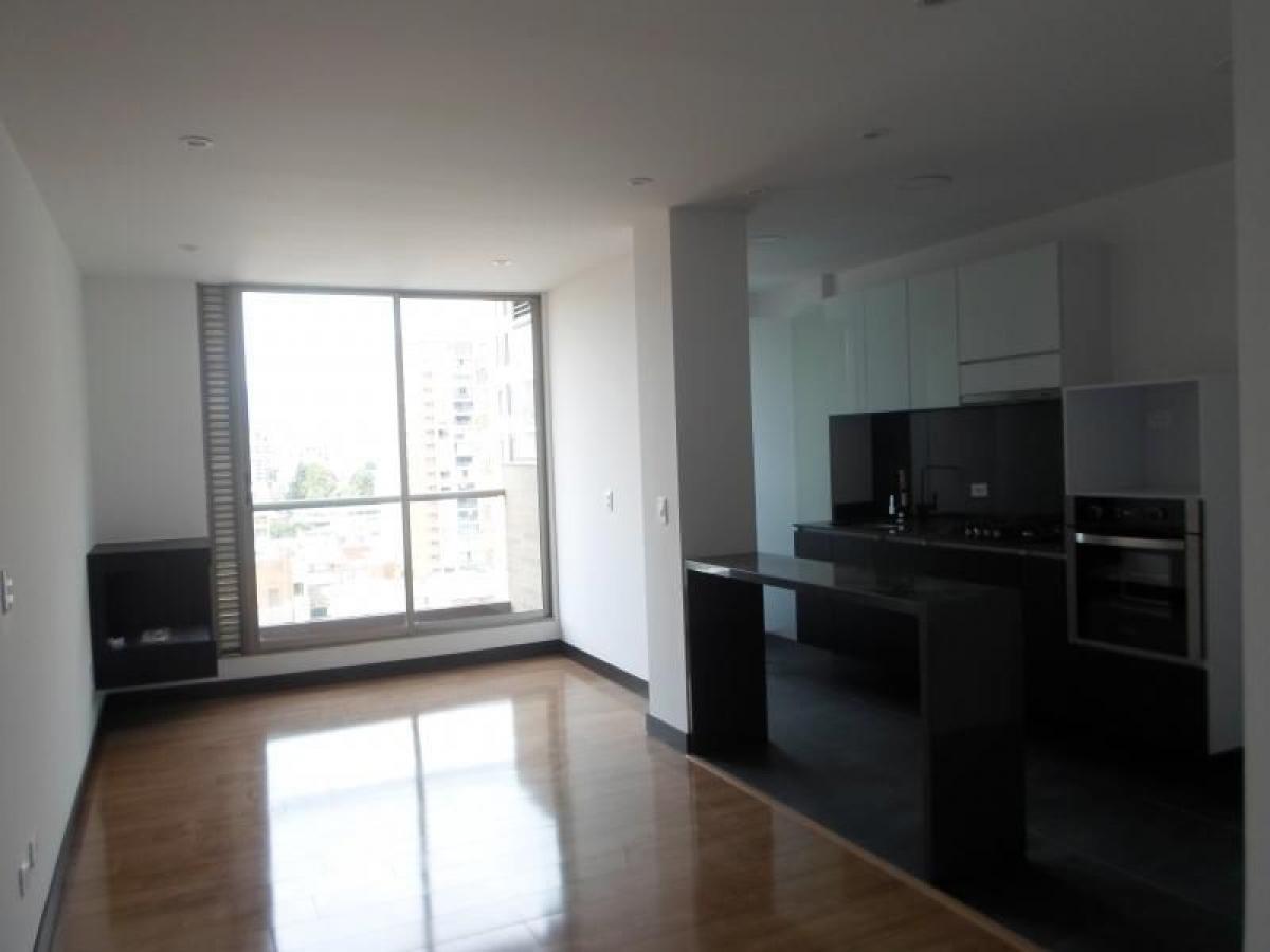 Дом с 3 спальнями в Богота, Колумбия № 11430