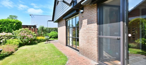 Casa de 7 habitaciónes en Leer, Germany No. 231039 18