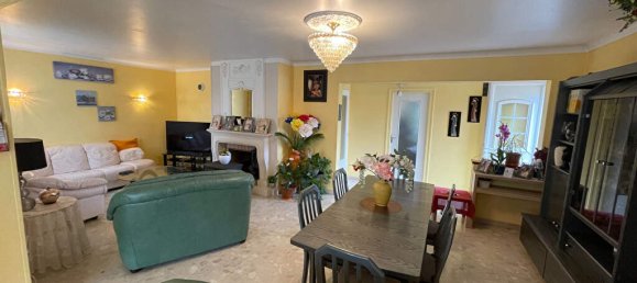 3 bedrooms House in Romorantin-Lanthenay, France No. 82148 52