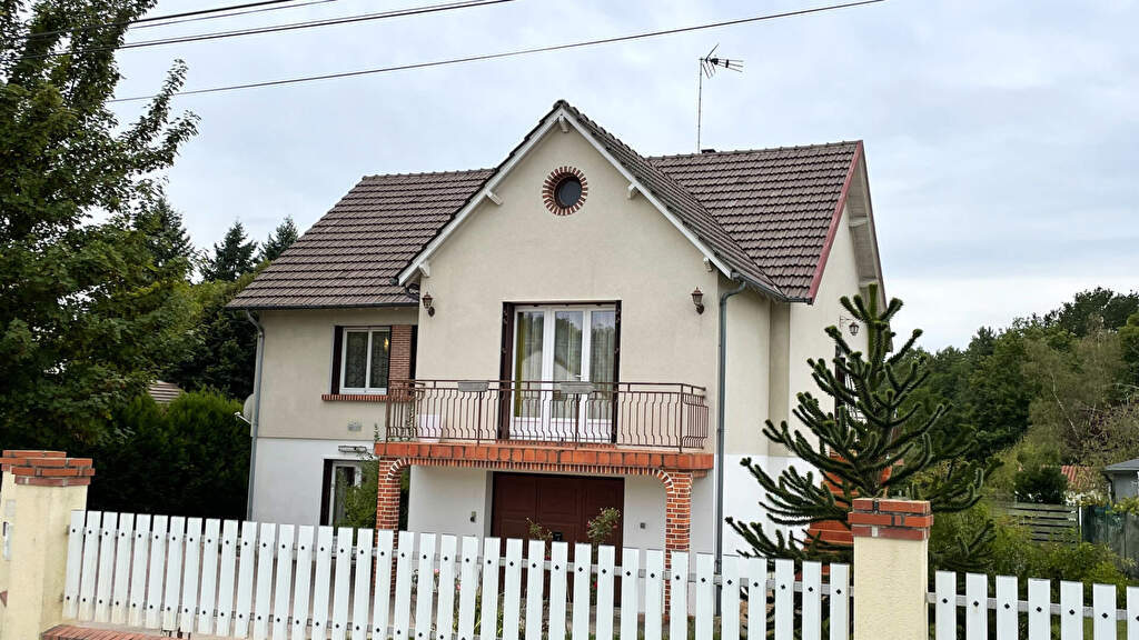 3 bedrooms House in Romorantin-Lanthenay, France No. 82148