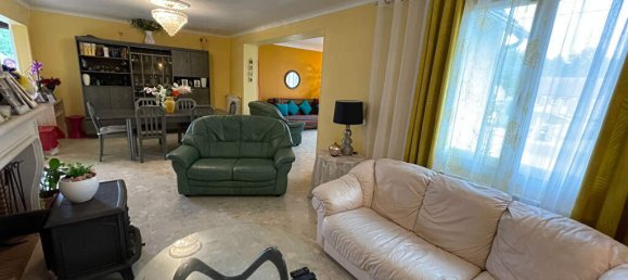 3 bedrooms House in Romorantin-Lanthenay, France No. 82148 6