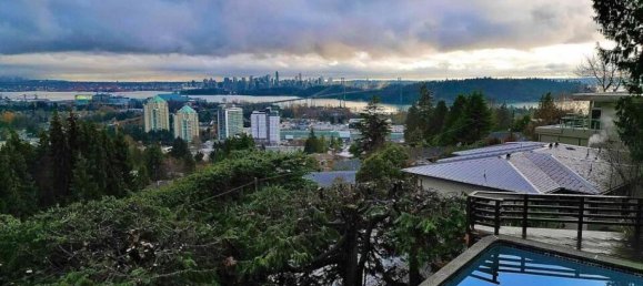 4 Schlafzimmer Haus in British Columbia, Canada, Nr. 1242 3