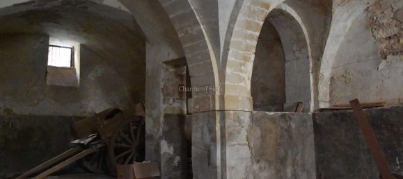 5 rooms Building in Modica, Italy No. 226572 2