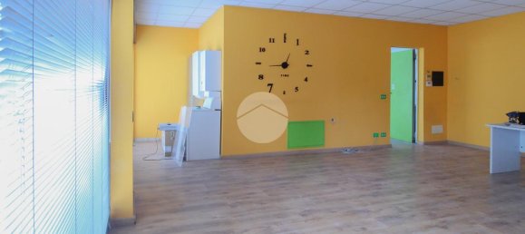 4-salle Propriété commerciale à Vaprio d'Adda, Italy No. 287969 10