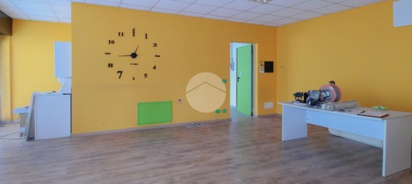 4-salle Propriété commerciale à Vaprio d'Adda, Italy No. 287969 4