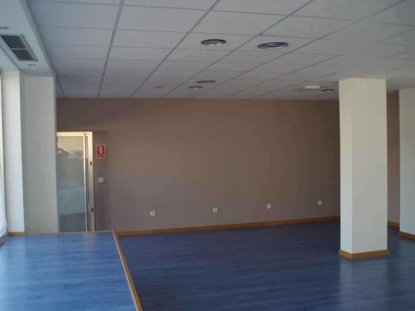 Gewerbliche Immobilie in Arroyo de la Encomienda, Spain 80m², Nr. 82663